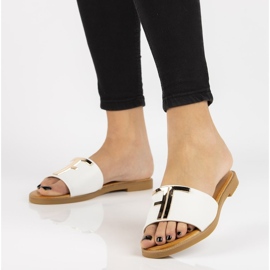 Filippo DK2103 / 21 Wh fehér papucs 2