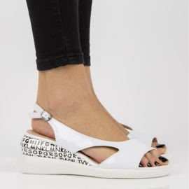 Szandál az éken Filippo DS2315 / 21 Wh fehér 1