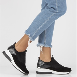 Bőr tornacipő Filippo DP1689 / 21 Bk Wh Fekete 1