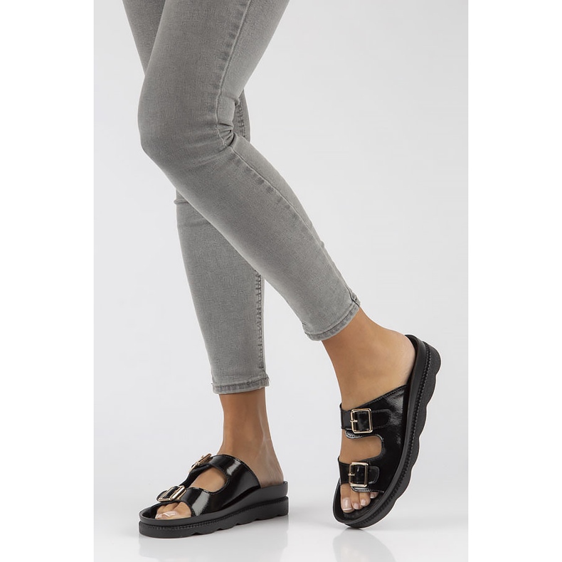 Bőr papucs Filippo DK3599 / 22 Bk fekete 1