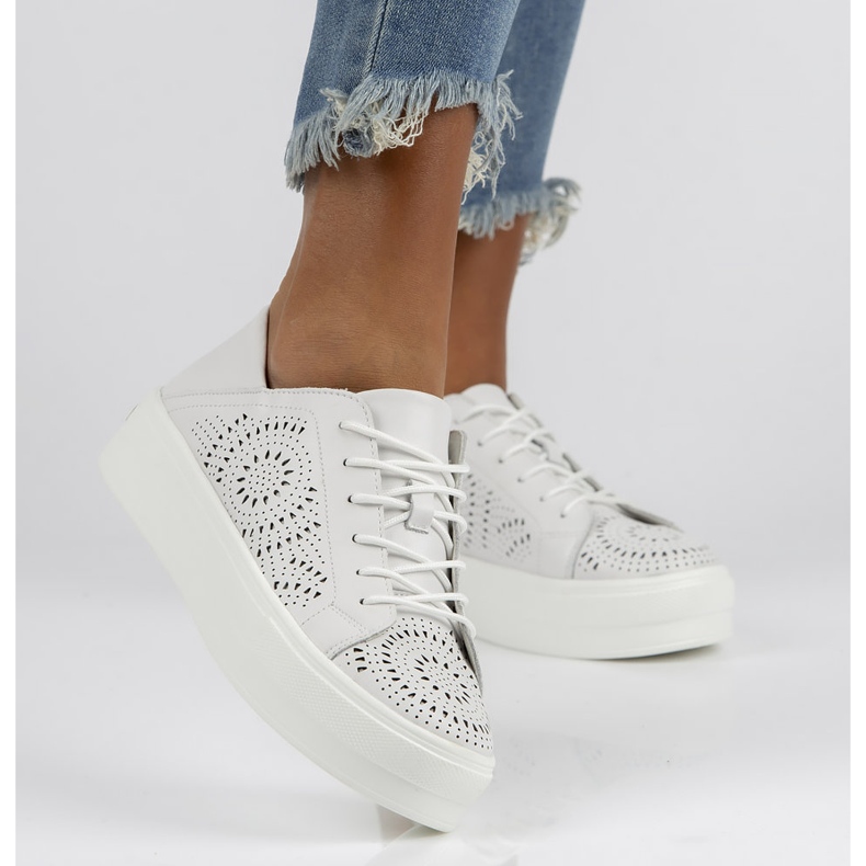 Bőr cipő FILIPPO DP3529 / 22 Wh fehér 1 Bőr cipő FILIPPO DP3529 / 22 Wh fehér 1