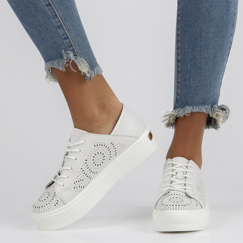 Bőr cipő FILIPPO DP3529 / 22 Wh fehér 2 Bőr cipő FILIPPO DP3529 / 22 Wh fehér 2