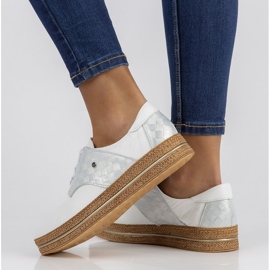 Bőr cipő Filippo 10123 fehér 1