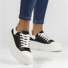 Fekete Filippo 19352 tornacipő 2