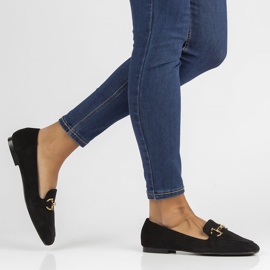 Fekete Filippo QQ358 naplopók 1