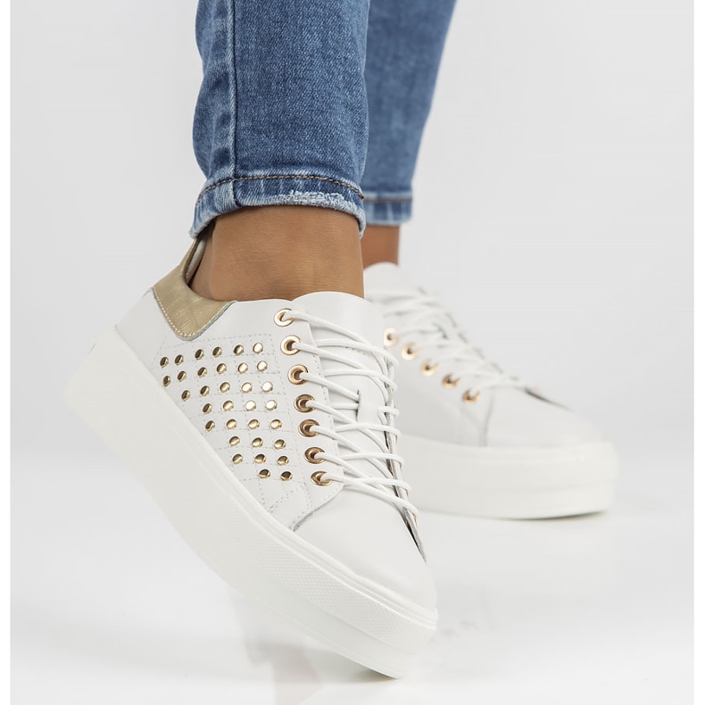 Bőr cipő FILIPPO DP3531 / 22 Wh fehér aranysárga 1