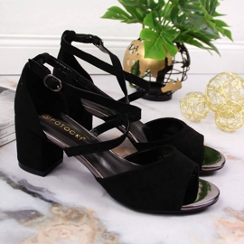 Szandál a poszton Potocki W WOL67A fekete 2 Szandál a poszton Potocki W WOL67A fekete 2