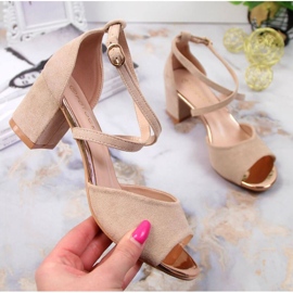 Szandál a poszton Potocki W WOL67B bézs 1 Szandál a poszton Potocki W WOL67B bézs 1