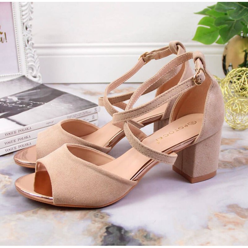 Szandál a poszton Potocki W WOL67B bézs 2 Szandál a poszton Potocki W WOL67B bézs 2