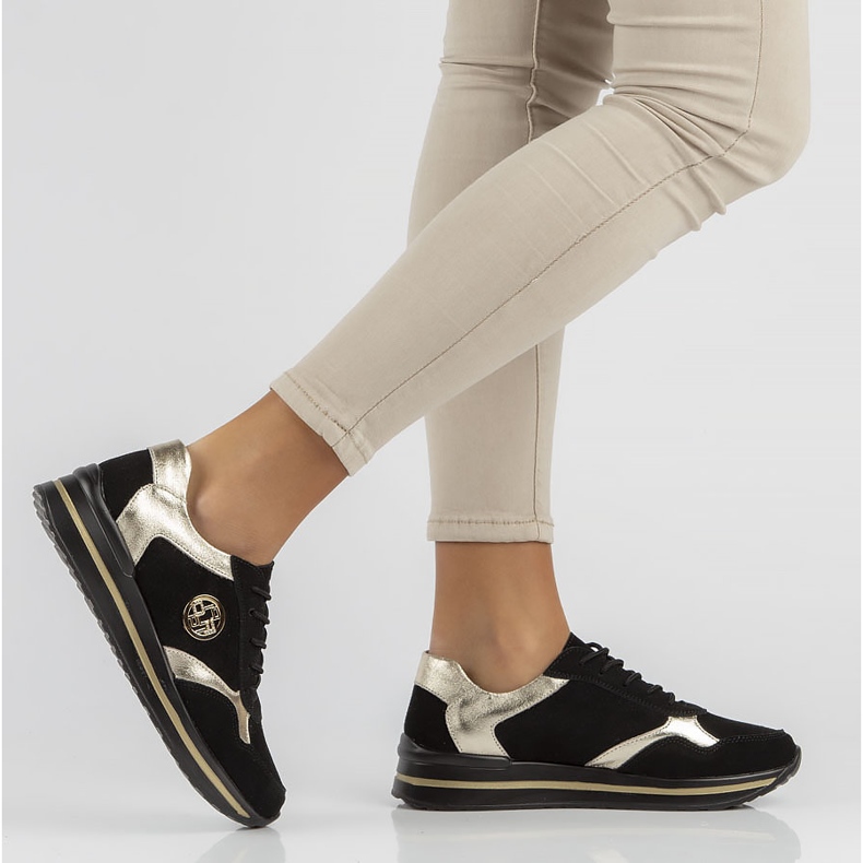 Bőr tornacipő Filippo DP3544 / 22 Bk fekete aranysárga 1