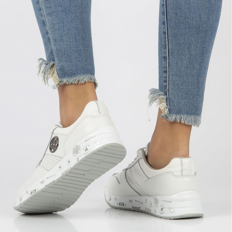 Bőr tornacipő Filippo DP3542 / 22 Wh fehér 1