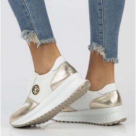 Bőr tornacipő Filippo DP3547 / 22 Wh Go white fehér aranysárga 2