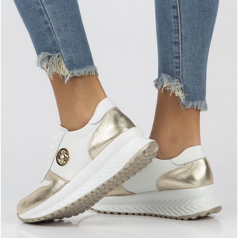 Bőr tornacipő Filippo DP3547 / 22 Wh Go white fehér aranysárga 2