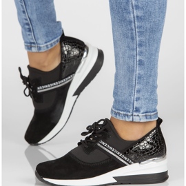 Bőr tornacipő Filippo DP1388 / 22 Bk fekete 1