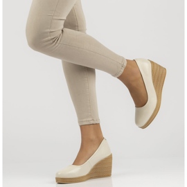 Bőr cipő Filippo DP3521 / 22 Legyen bézs 1