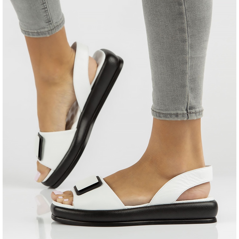 Bőr szandál Filippo DS3902 / 22 Wh fehér 1