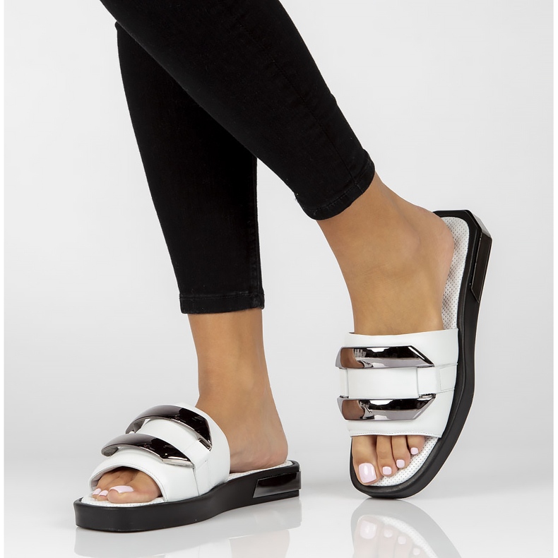 Bőr papucs Filippo DK3903 / 22 Wh fehér 1