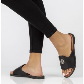 Filippo DK3668 / 22 Bk fekete papucs 1