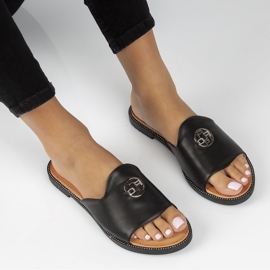 Filippo DK3668 / 22 Bk fekete papucs 2