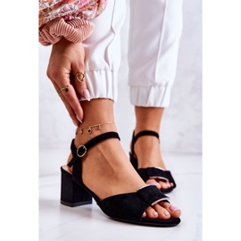 Sergio Leone Lorisa fekete velúr magassarkú szandál 1