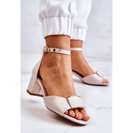 Sergio Leone Bőr szandál bézs Floren díszítéssel 2