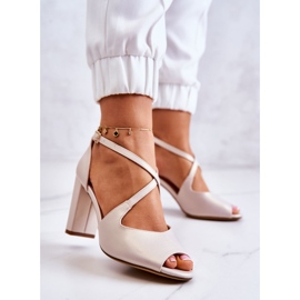 Sergio Leone Bőr Szandál Egy Bézs Lorita Bárban 2