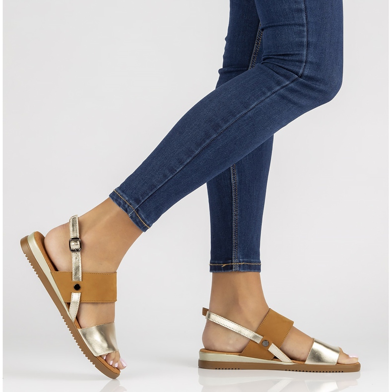 Bőr szandál Filippo DS3601 / 22 Go Br barna és arany színben aranysárga 1