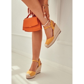 FW1 Női espadrillák fonott emelvényen, sárga canillo 1 FW1 Női espadrillák fonott emelvényen, sárga canillo 1