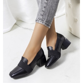 Fekete brogues a Thomas poszton 1