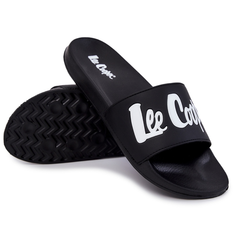 Férfi papucs Lee Cooper LCW-22-42-1005 fekete fehér 1