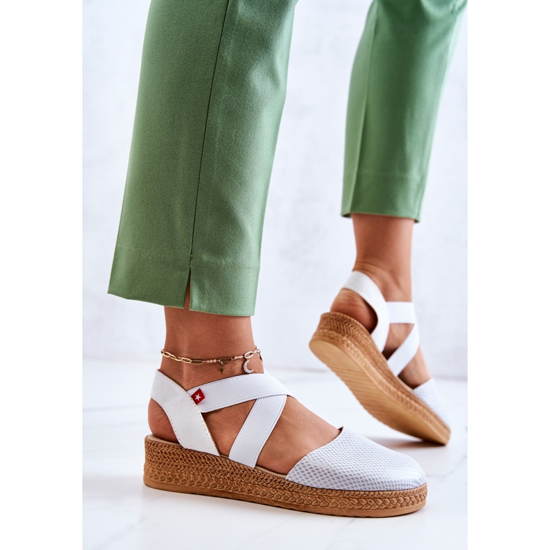 Divatos női espadrillák Big Star JJ276036 fehér 2