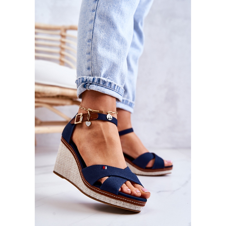 PS1 Női sötétkék Veenus szandál éksarkú 2