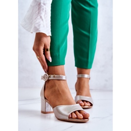 Bőr magassarkú szandál Vinceza 22-20100 arany aranysárga 1