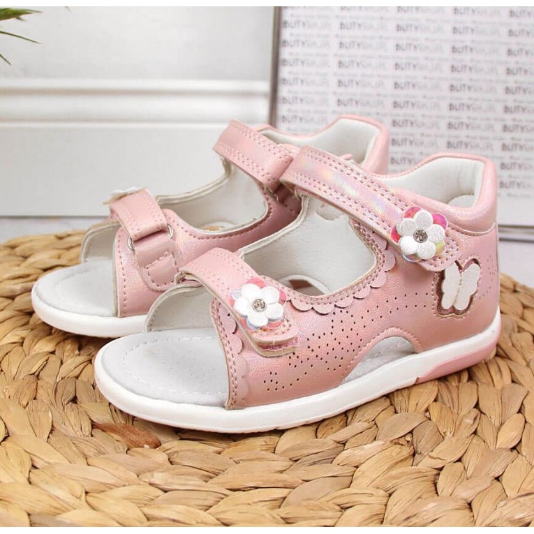 Tépőzáras szandál élénk rózsaszín At the American Club 2