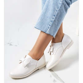 Fehér brogues Korner masnival 1