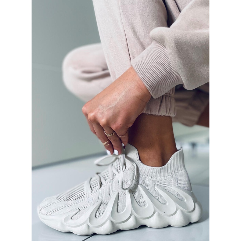 Ineng Bézs zoknis sportcipő 1