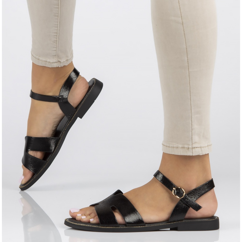 Filippo DS3702 / 22 Bk fekete szandál 1