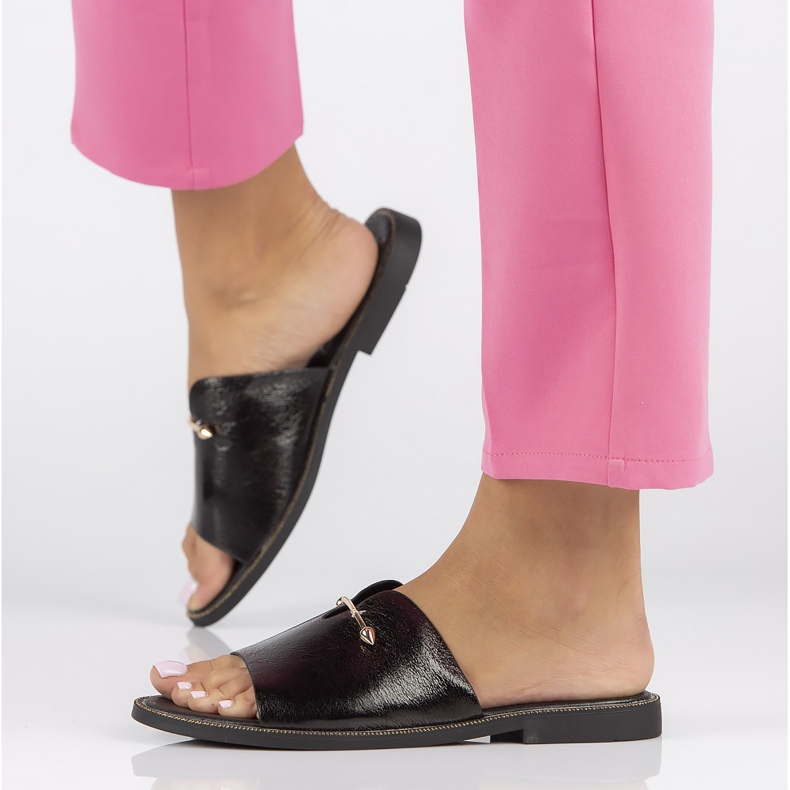 Filippo DK3700 / 22 Bk fekete papucs 1