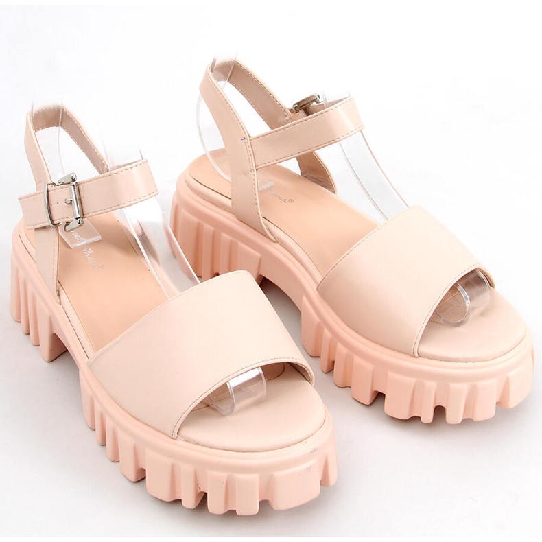 Dianne Beige magas talpú szandál bézs 2