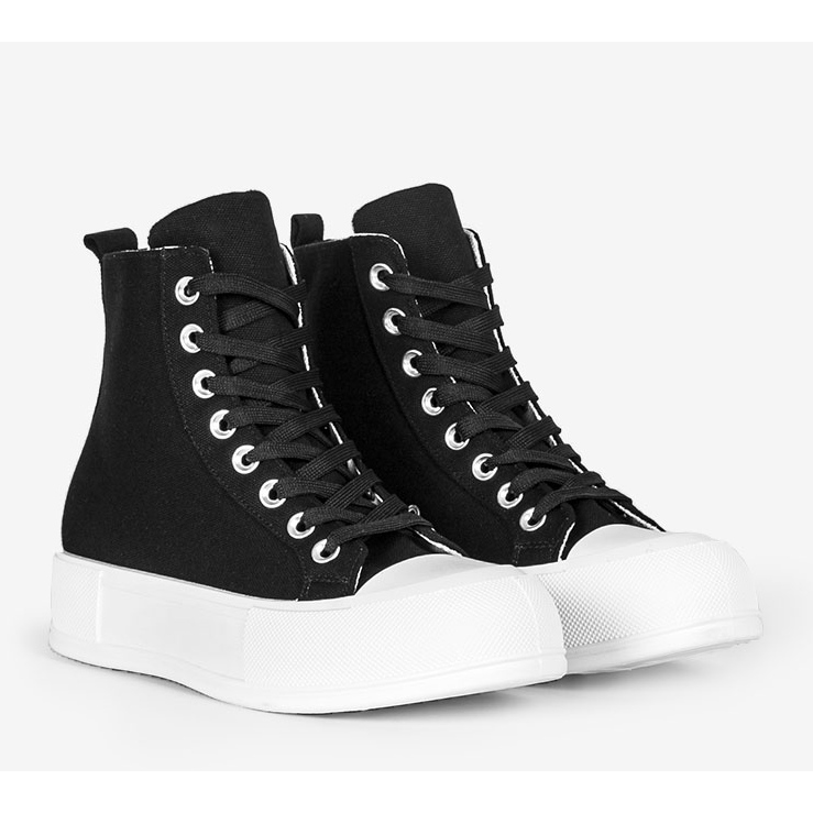 Fekete tornacipő magas Natasha talpon 1