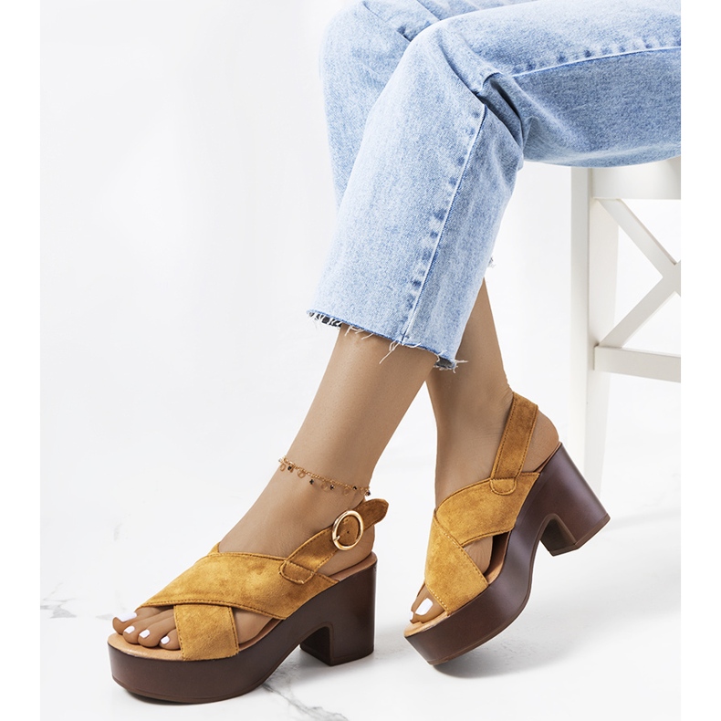 Barna Chapel szandál 1