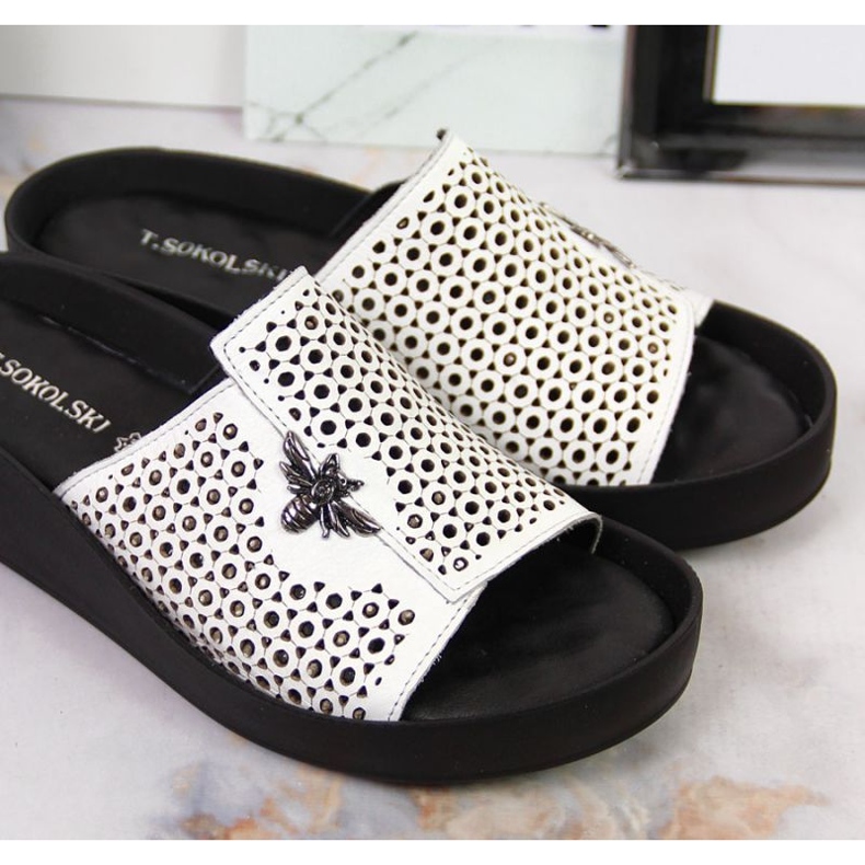 Bőr áttört T.Sokolski W SCA163 fehér papucs 2