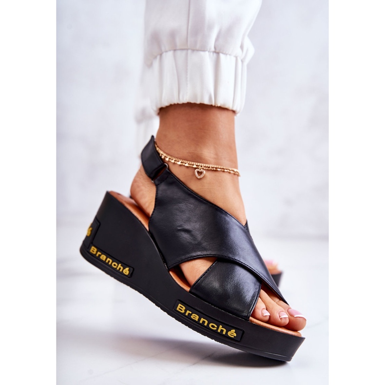 Vinceza Női szandál tépőzárral, Black Amaze fekete 2