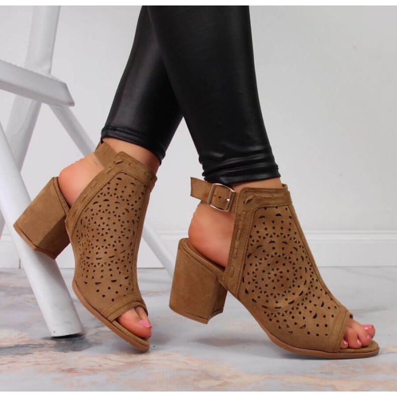 Áttört szandál T.Sokolski W SCA160 teve barna 2