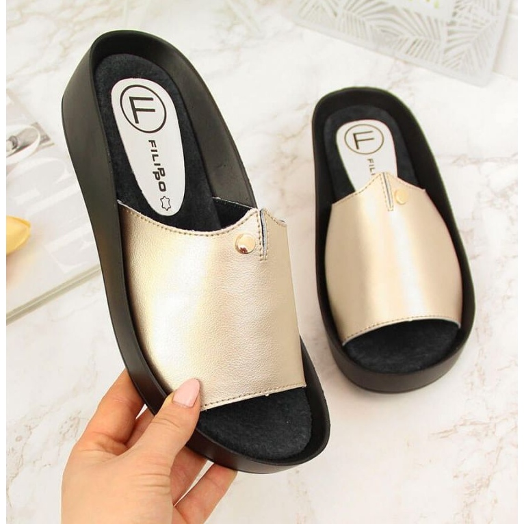 Bőr platform papucs Filippo W PAW199B arany aranysárga 1