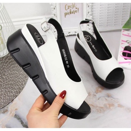 Bőr szandál az éken Filippo W PAW360A fehér 1