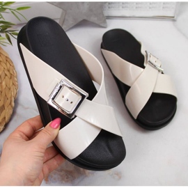 Meliski Zaxy W JJ285057 krémes papucs ekru 1 Meliski Zaxy W JJ285057 krémes papucs ekru 1