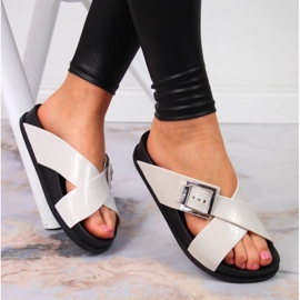 Meliski Zaxy W JJ285057 krémes papucs ekru 2 Meliski Zaxy W JJ285057 krémes papucs ekru 2