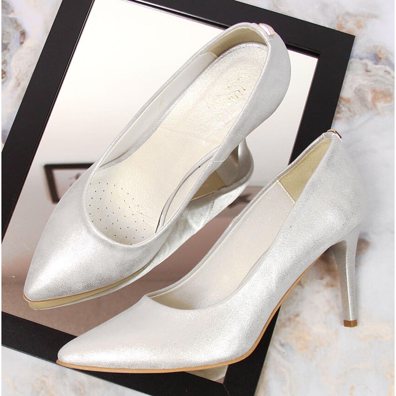 Ezüst fényes Juma tűk 1