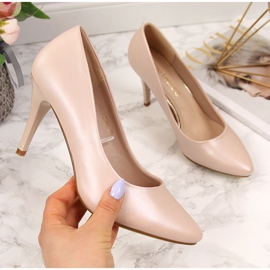 Pumpák egy bézs színű gyöngy Sergio Leone tűsarkún 1